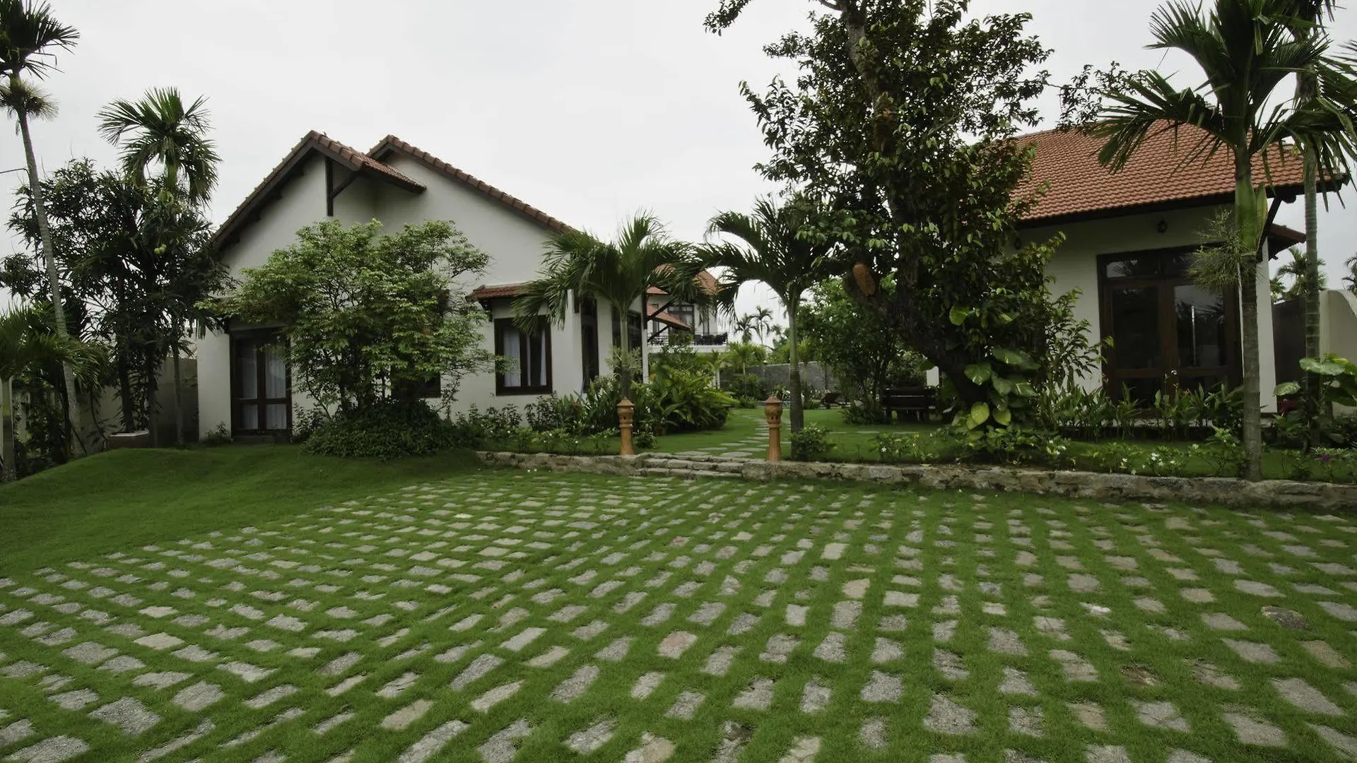 Van Lan Riviera Villas Hoi An Vietnam